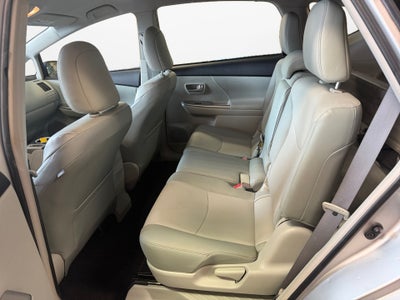 2013 Toyota Prius v Five