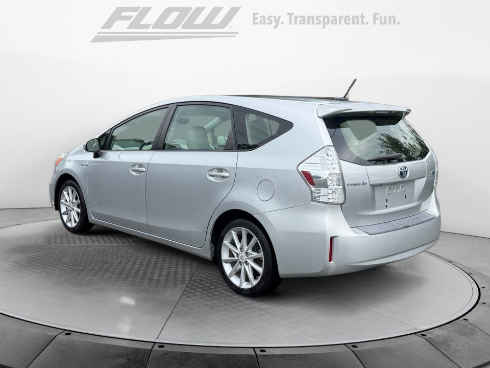2013 Toyota Prius v Five