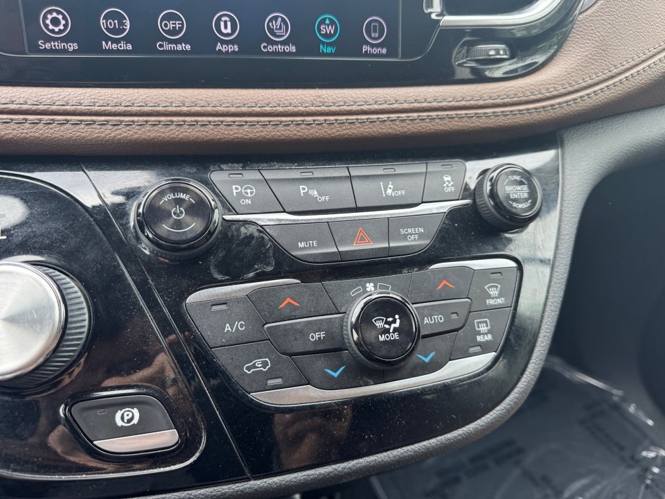 2019 Chrysler Pacifica Hybrid Limited