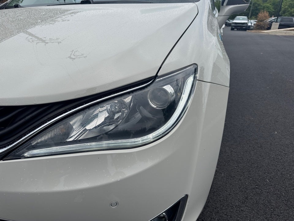 2019 Chrysler Pacifica Hybrid Limited