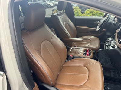2019 Chrysler Pacifica Hybrid Limited