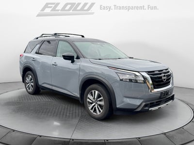 2024 Nissan Pathfinder SL