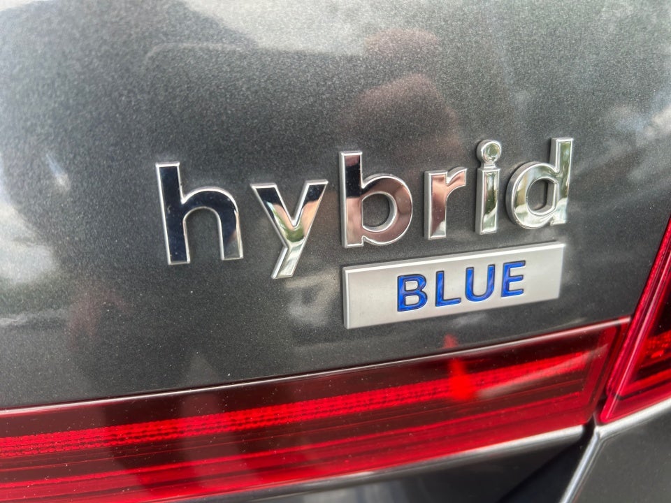 2023 Hyundai Sonata Hybrid Blue