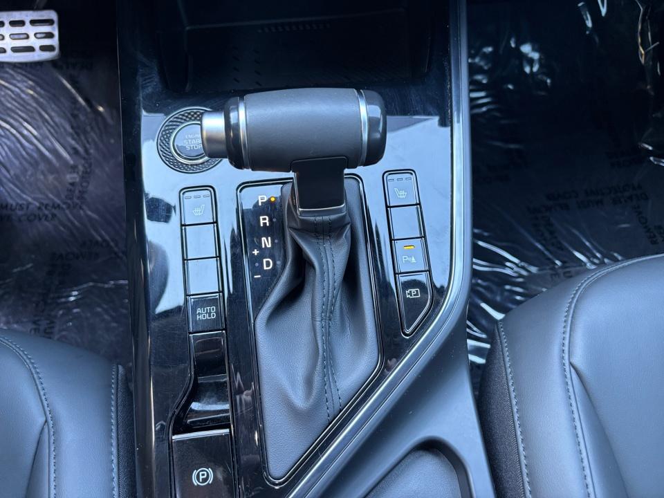 2024 Kia Niro EX Touring