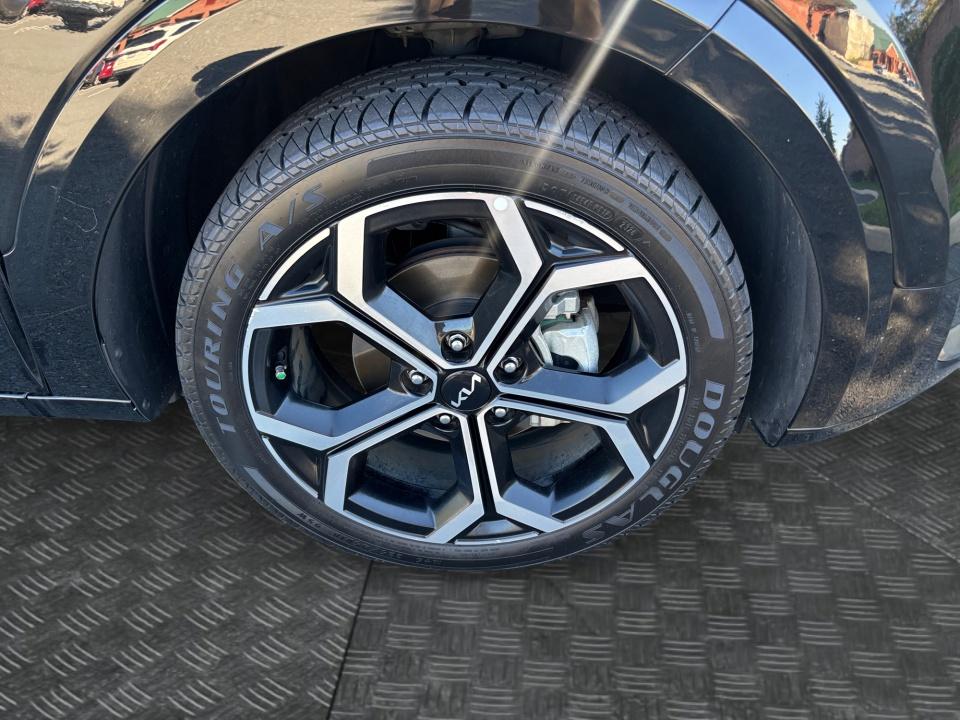 2024 Kia Niro EX Touring