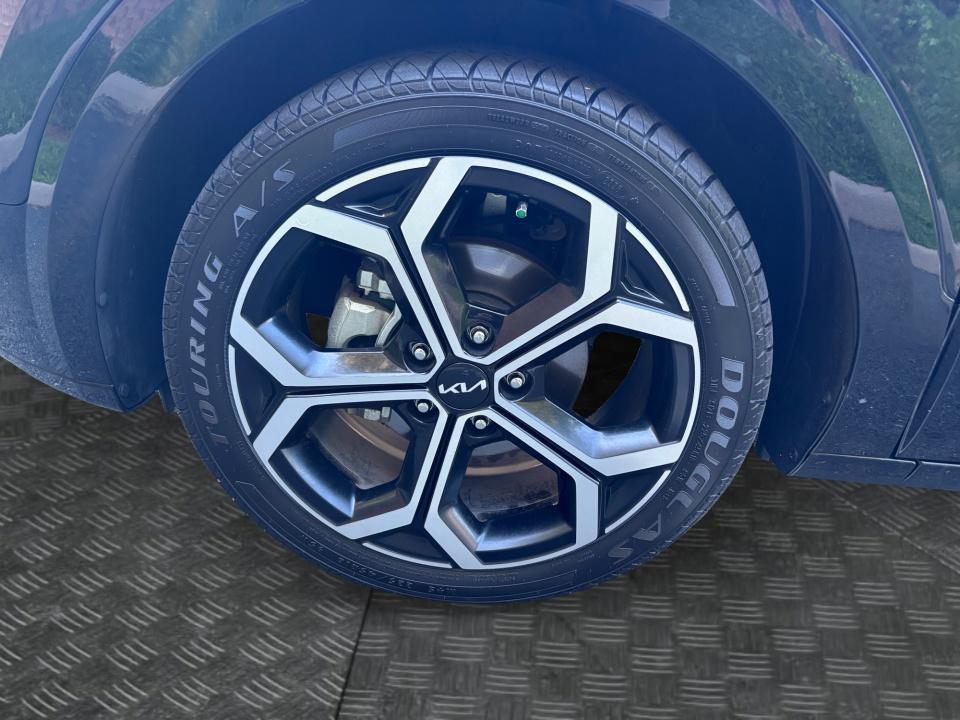 2024 Kia Niro EX Touring