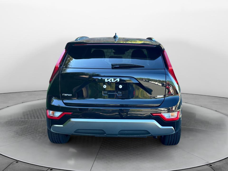 2024 Kia Niro EX Touring