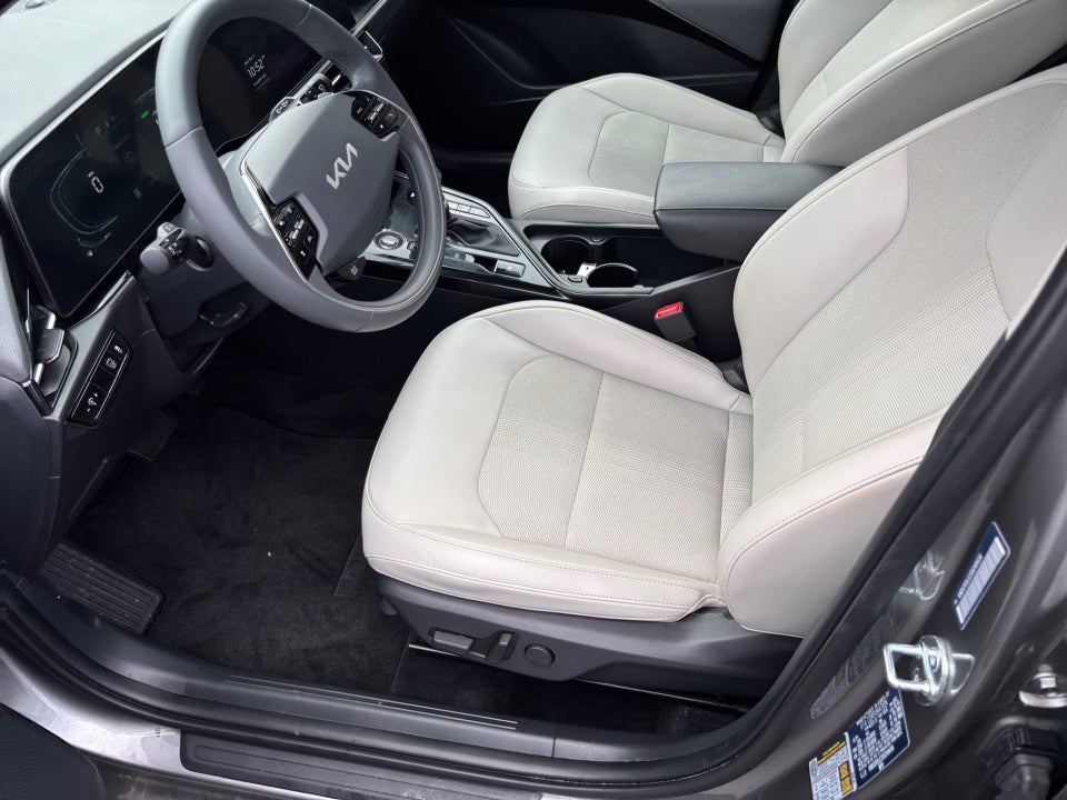 2025 Kia Niro EX