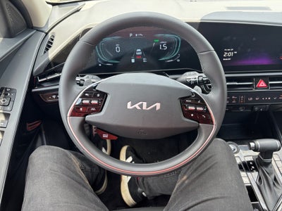 2025 Kia Niro EX Touring