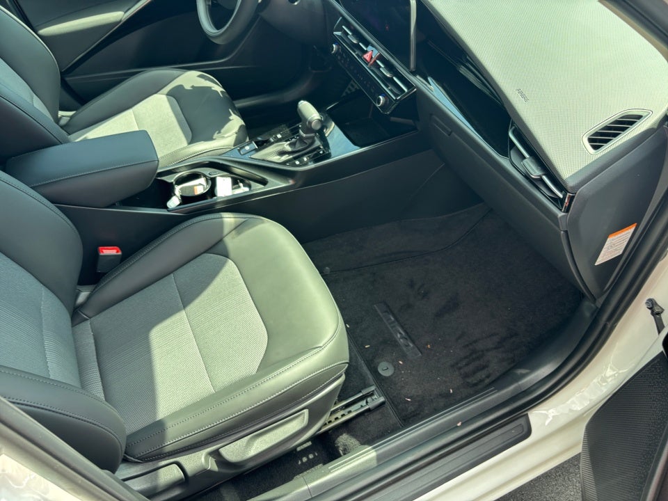 2025 Kia Niro EX Touring