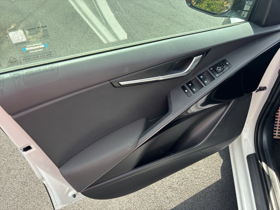 2025 Kia Niro EX Touring