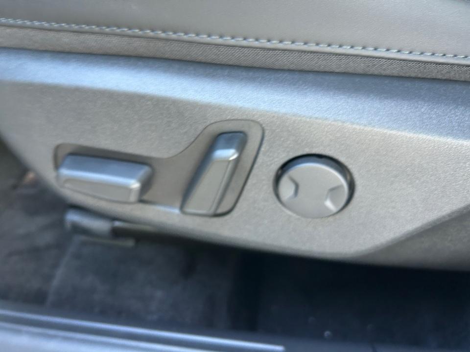 2025 Kia Niro EX Touring