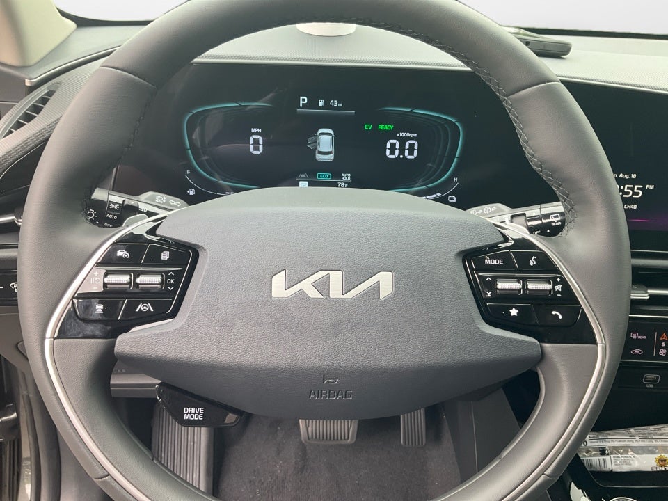 2025 Kia Niro SX