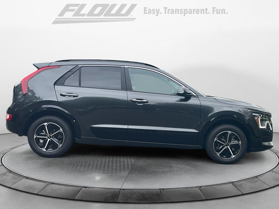 2025 Kia Niro SX