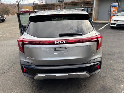 2025 Kia Seltos EX