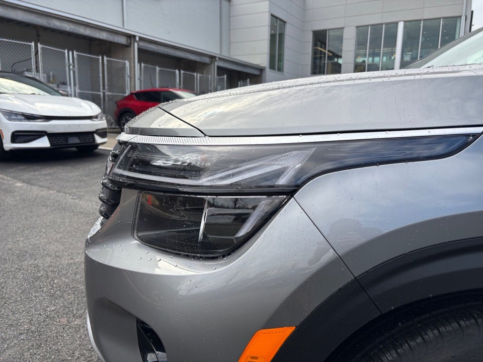 2025 Kia Seltos EX