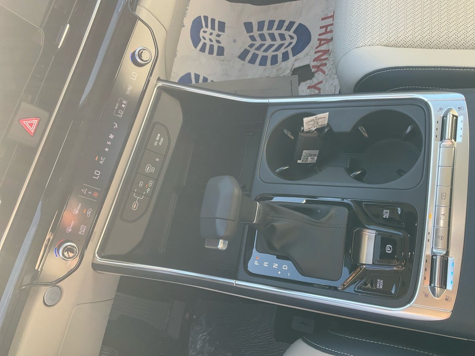 2025 Kia Carnival MPV SX Prestige