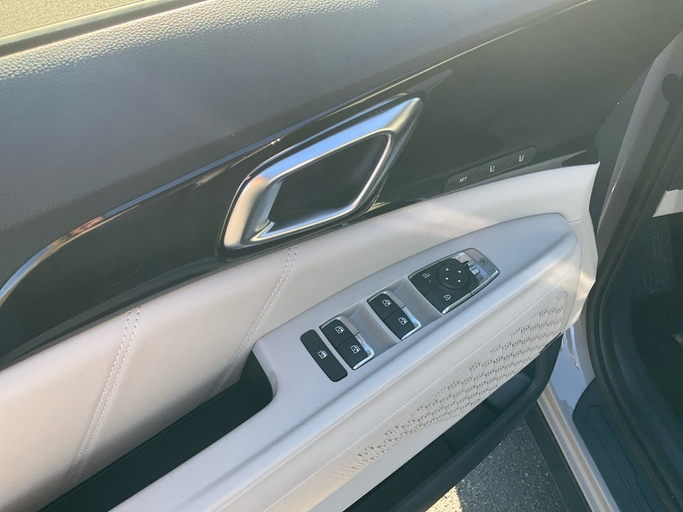 2025 Kia Carnival MPV SX Prestige