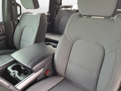 2023 RAM 1500 Big Horn Crew Cab 4x4 5'7" Box