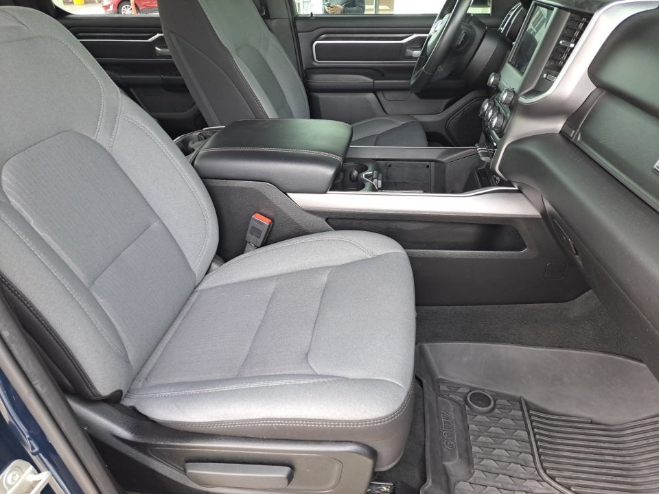 2023 RAM 1500 Big Horn Crew Cab 4x4 5'7" Box