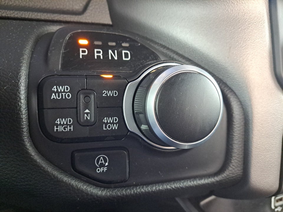 2023 RAM 1500 Big Horn Crew Cab 4x4 5'7" Box