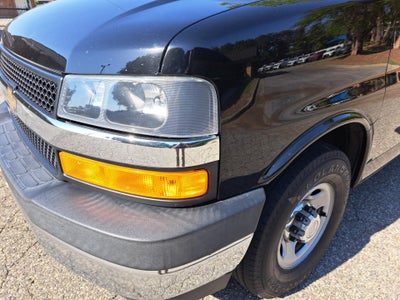 2017 Chevrolet Express 3500 LT