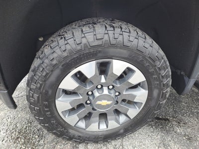 2021 Chevrolet Silverado 2500HD 4WD Crew Cab Standard Bed Custom