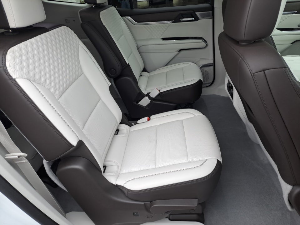 2024 GMC Acadia FWD Denali