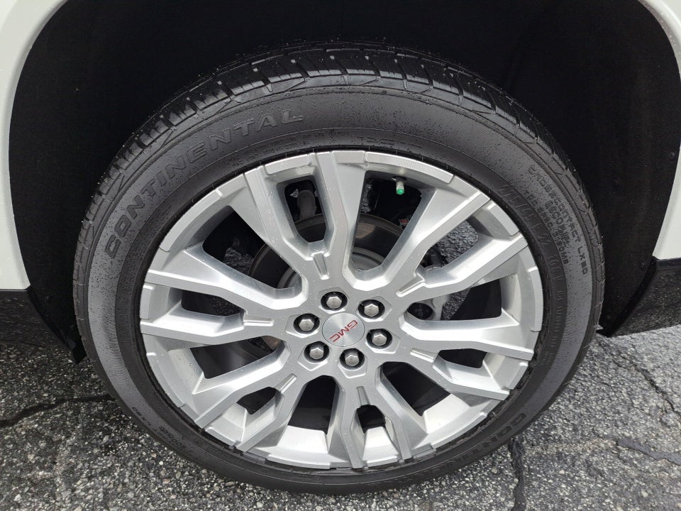 2024 GMC Acadia FWD Denali