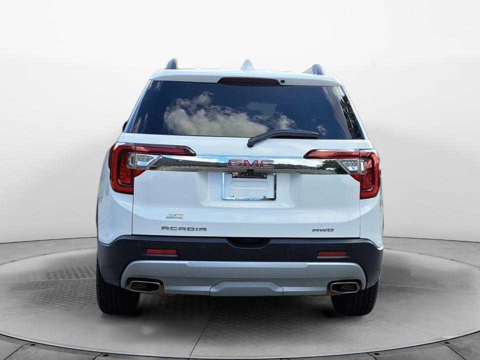 2022 GMC Acadia SLT