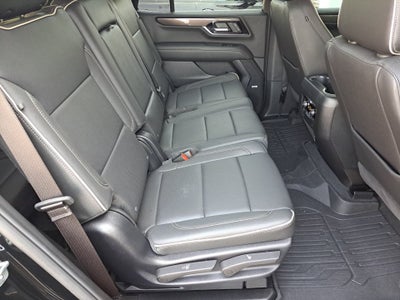 2025 GMC Yukon Elevation
