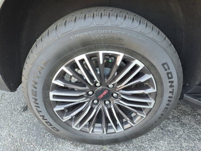 2025 GMC Yukon Elevation