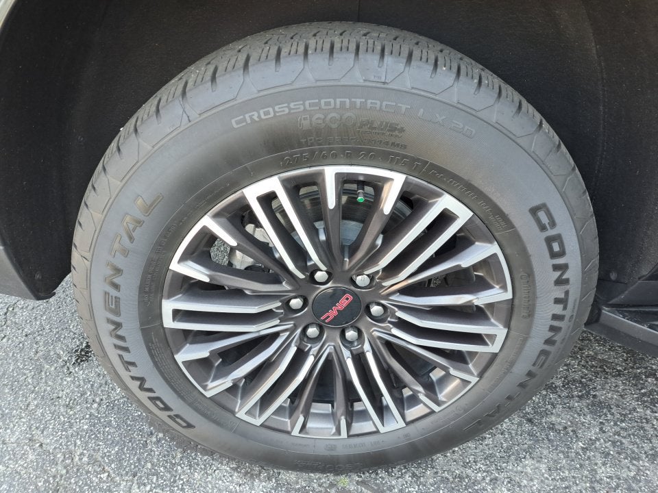 2025 GMC Yukon Elevation