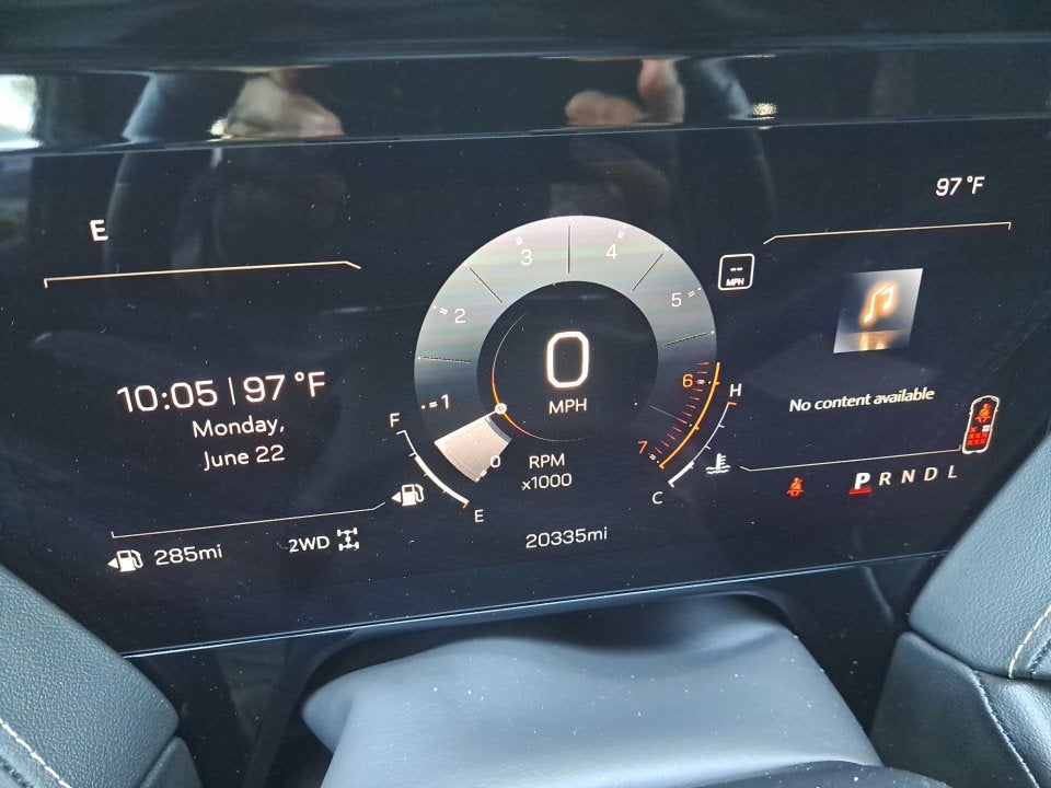 2025 GMC Yukon Elevation