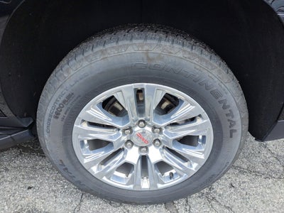 2025 GMC Yukon 4WD Denali