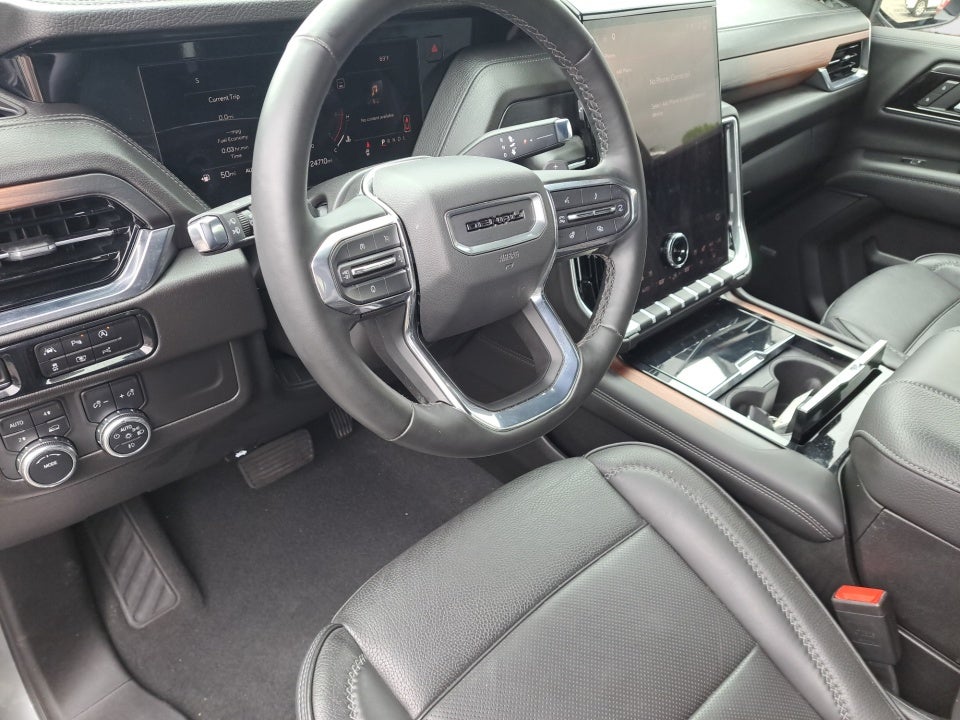 2025 GMC Yukon XL 4WD Denali