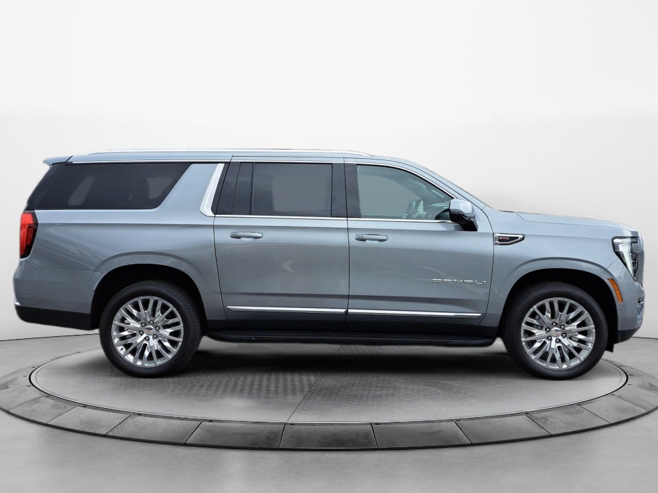 2025 GMC Yukon XL 4WD Denali