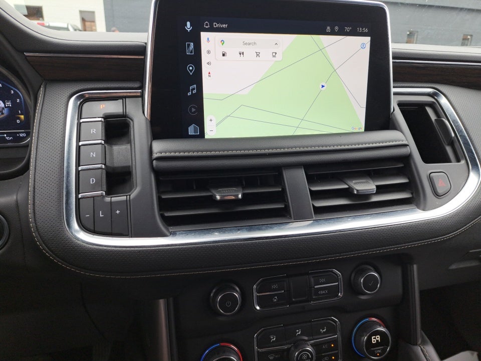 2023 Chevrolet Suburban 4WD Premier
