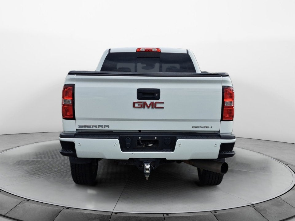 2015 GMC Sierra 2500HD Denali
