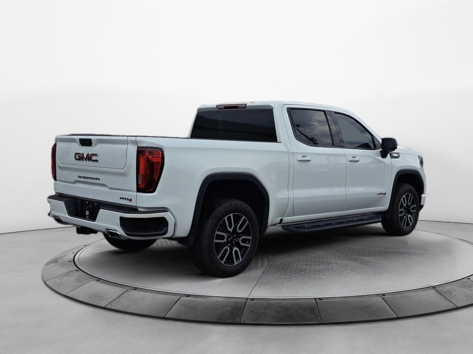 2023 GMC Sierra 1500 4WD Crew Cab Short Box AT4