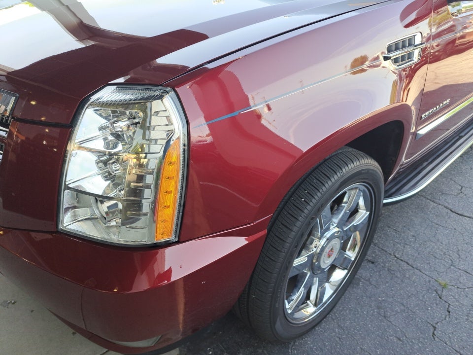 2010 Cadillac Escalade Luxury