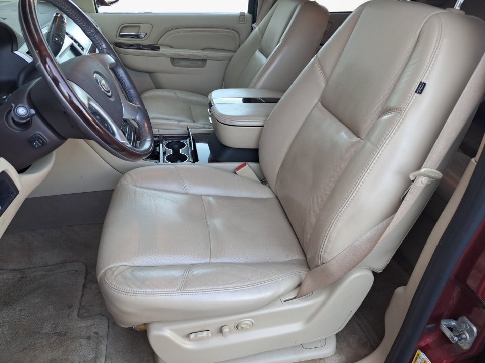 2010 Cadillac Escalade Luxury
