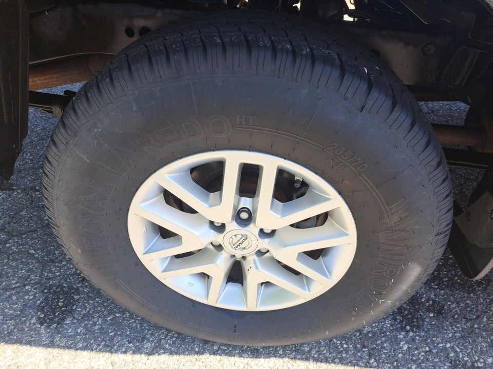 2015 Nissan Frontier SV