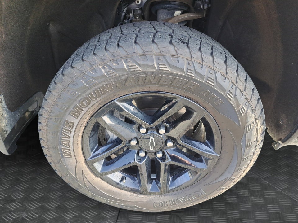 2023 Chevrolet Silverado 1500 4WD Crew Cab Short Bed LT Trail Boss