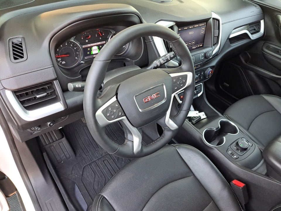 2024 GMC Terrain AWD SLT