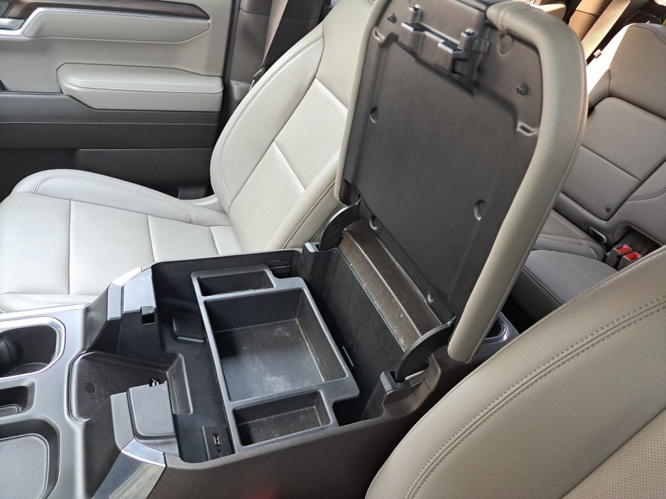 2023 GMC Sierra 1500 4WD Crew Cab Short Box SLT