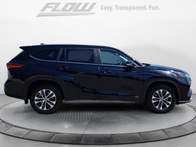 2023 Toyota Highlander Hybrid XLE