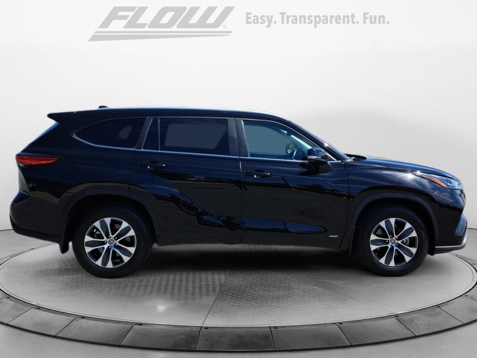 2023 Toyota Highlander Hybrid XLE