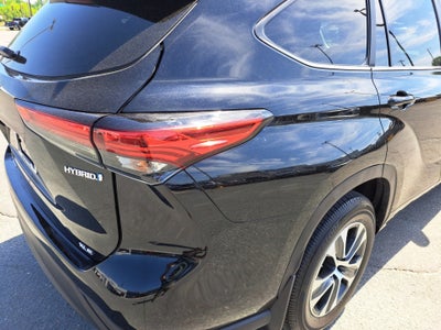 2023 Toyota Highlander Hybrid XLE
