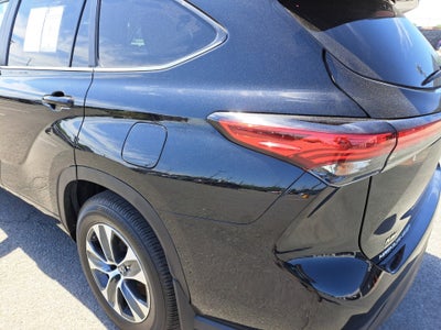 2023 Toyota Highlander Hybrid XLE